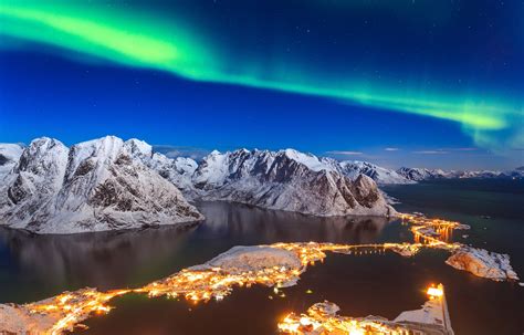 planning a northern lights trip in norway